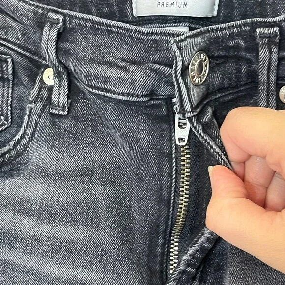 Agolde Sophie High Rise Skinny Distressed Jeans Women’s 25 Dark Grey Silence - Picture 9 of 12